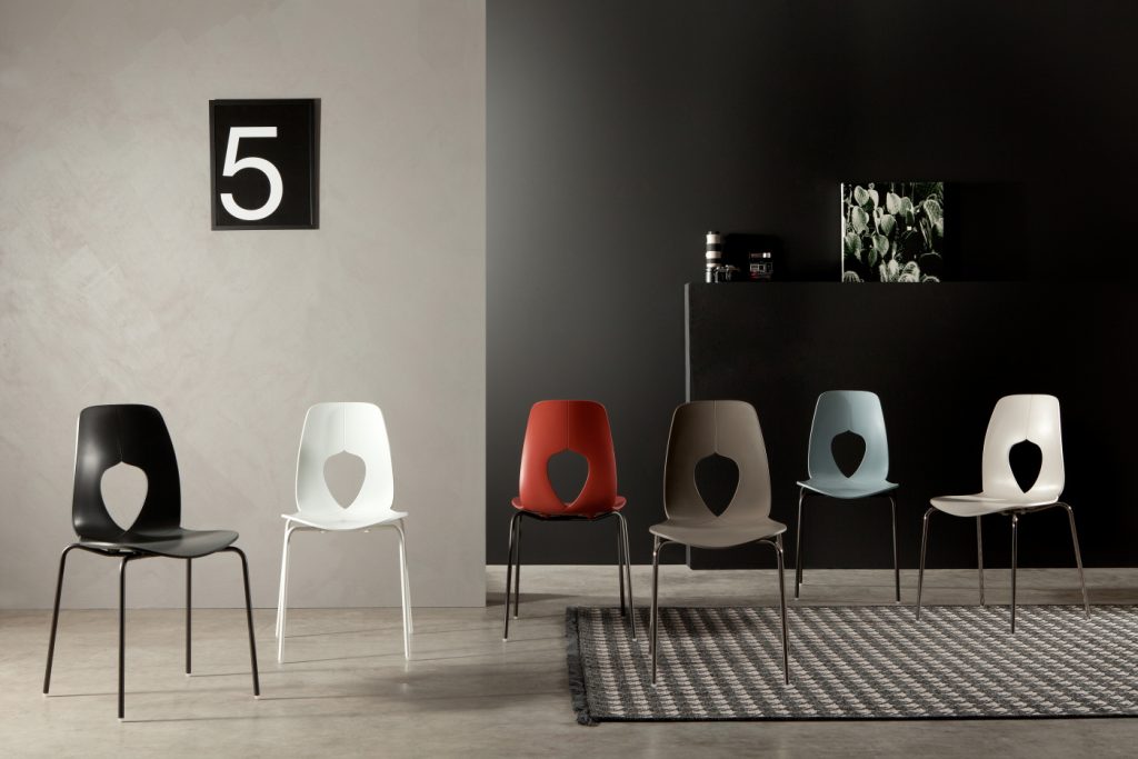 Hole Molded Chair - Set of 2