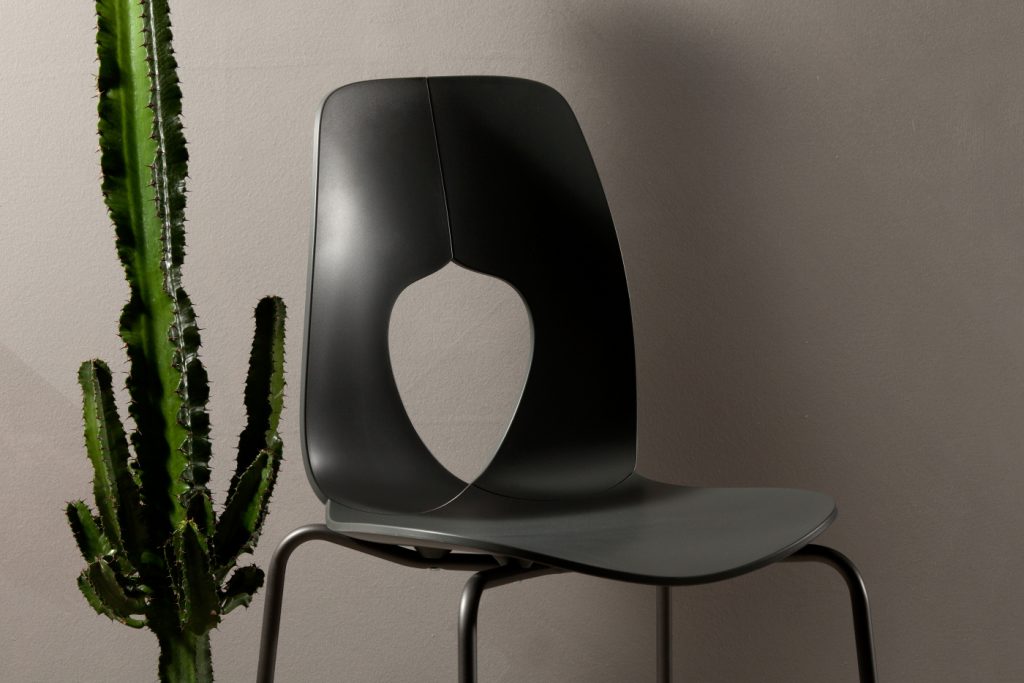 Hole Molded Chair - Set of 2