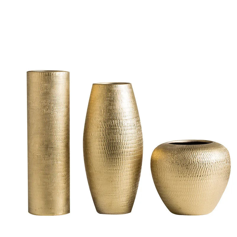 Gilded Electroplated Ceramic Vase in Gold - Goraya Nesting