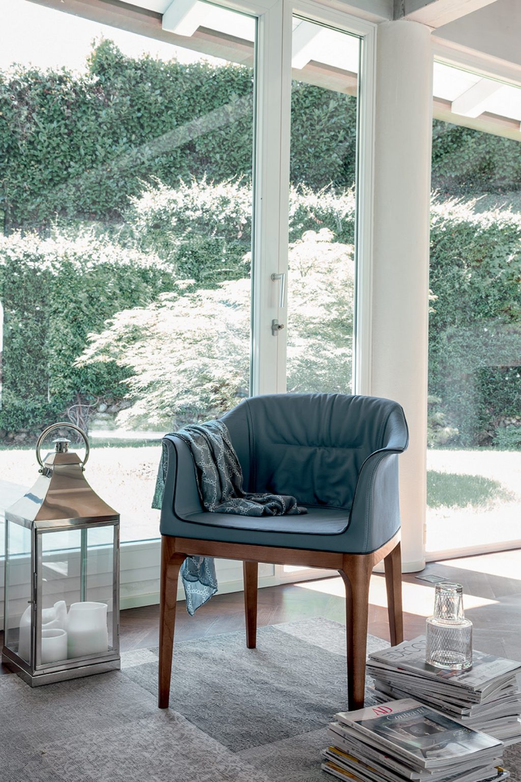 Mivida ArmChair