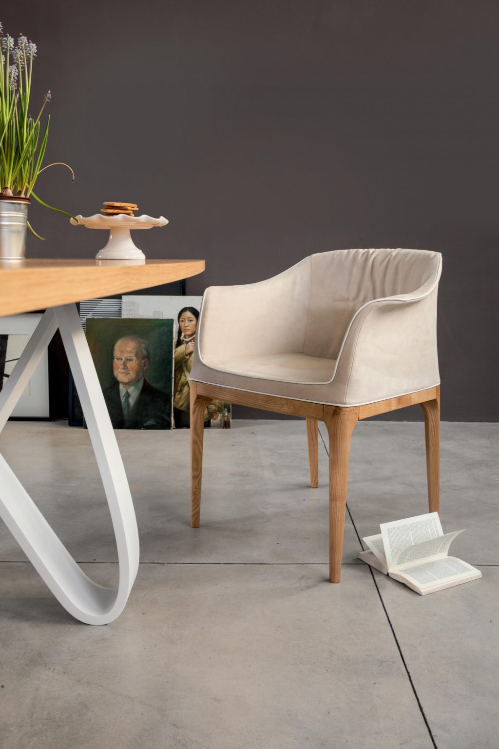 Mivida ArmChair