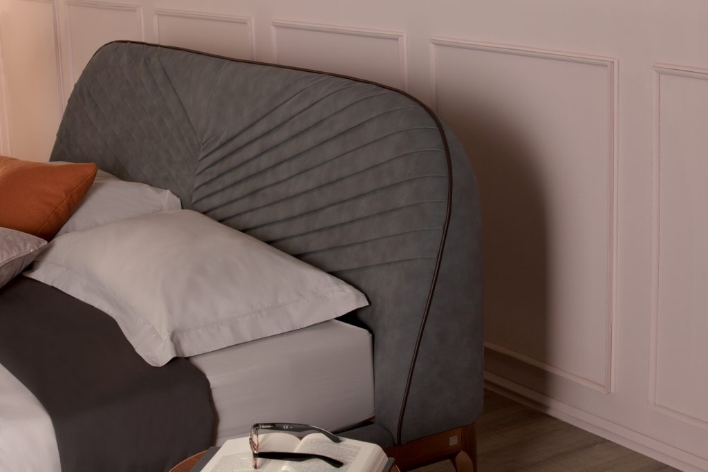 Michelangelo Luxe Bed
