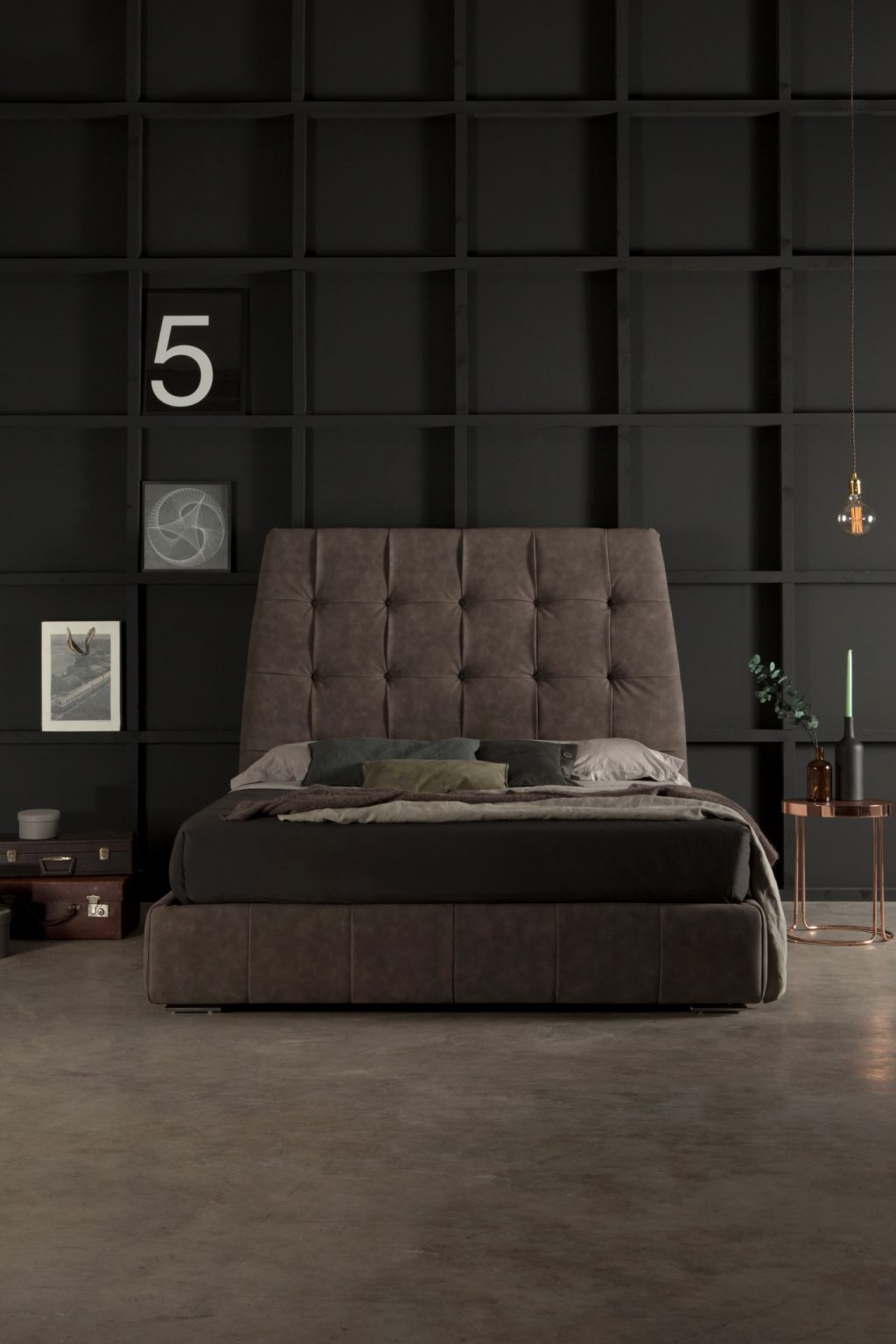 Pacifico Leather Bed