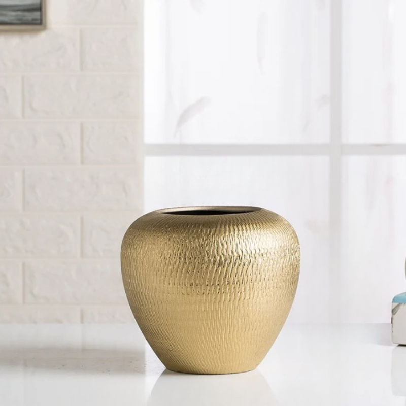 Gilded Electroplated Ceramic Vase in Gold  - Goraya Nesting 