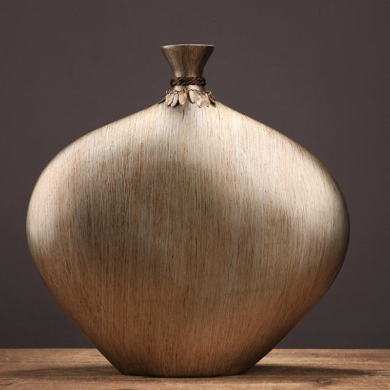 Neoclassical Resin Vase - Goraya Nesting 